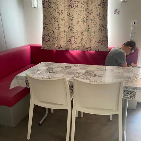 Mobile 6personnes ,alsace , Munster France * Munster (Haut-Rhin)
