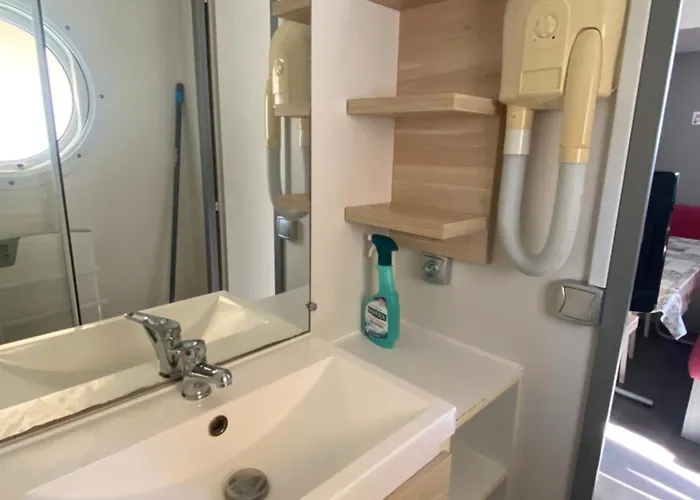 Mobile 6personnes ,alsace , France Мюнстер